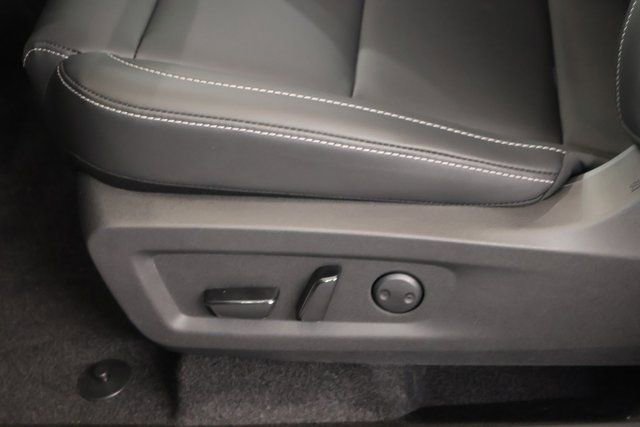 New 2025 Nissan Murano SV image 10