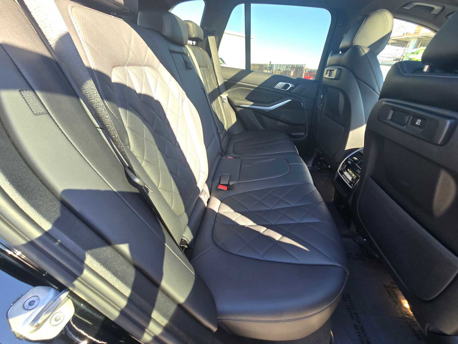 Used 2023 BMW X5 xDrive45e image 14