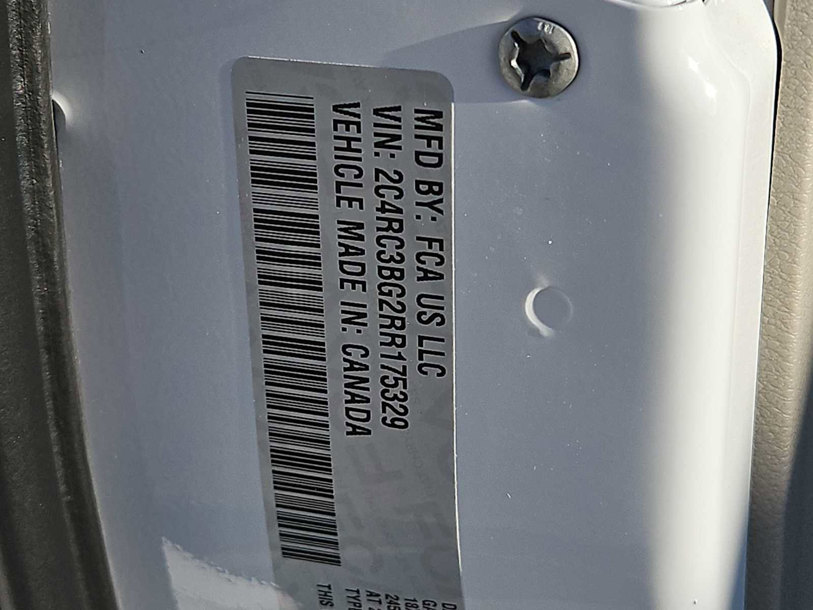 Used 2024 Chrysler Pacifica Touring-L image 25