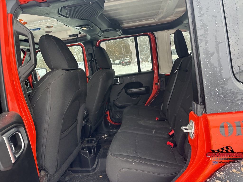 Used 2018 Jeep Wrangler Unlimited Sport S image 29