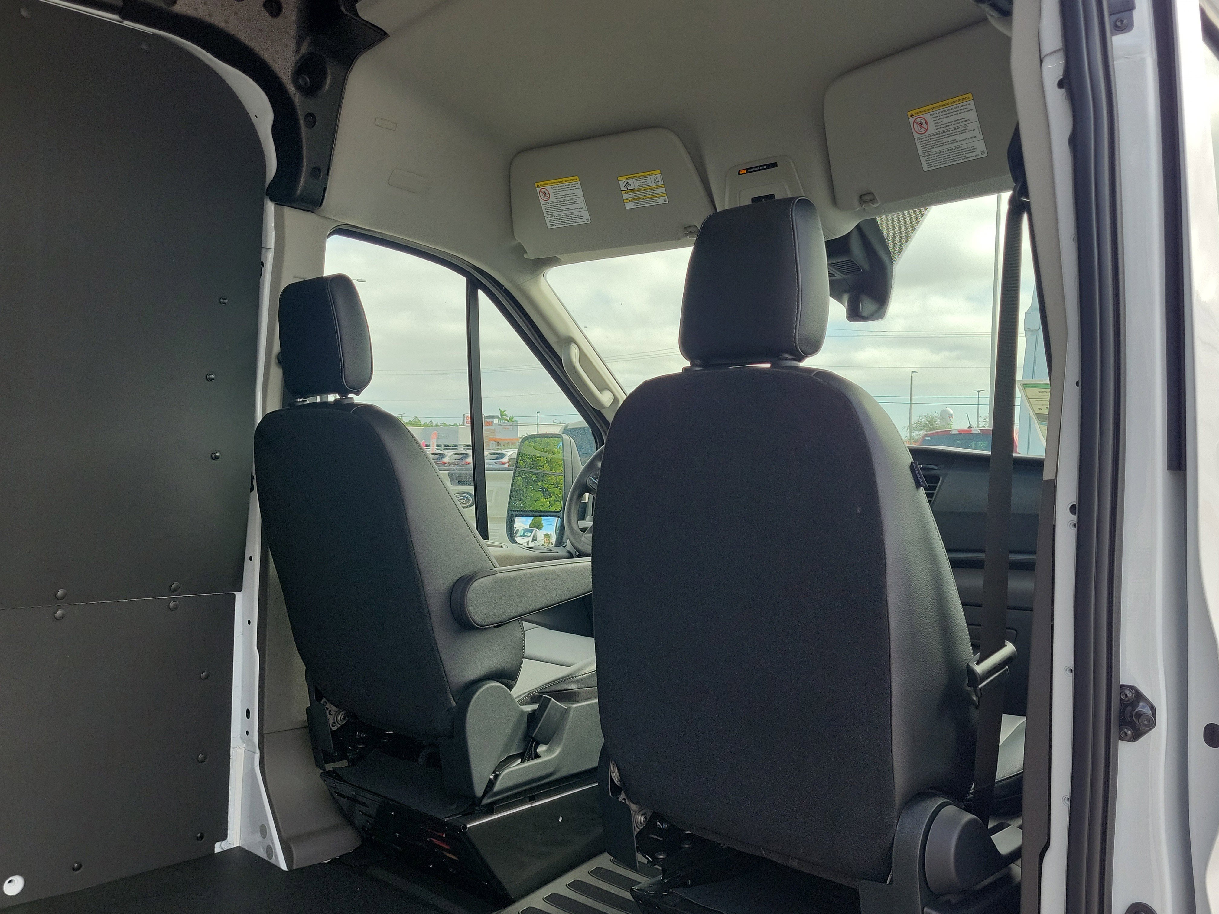 New 2026 Ford Transit 250 148 Medium Roof w/ Load Area Protection Package image 12