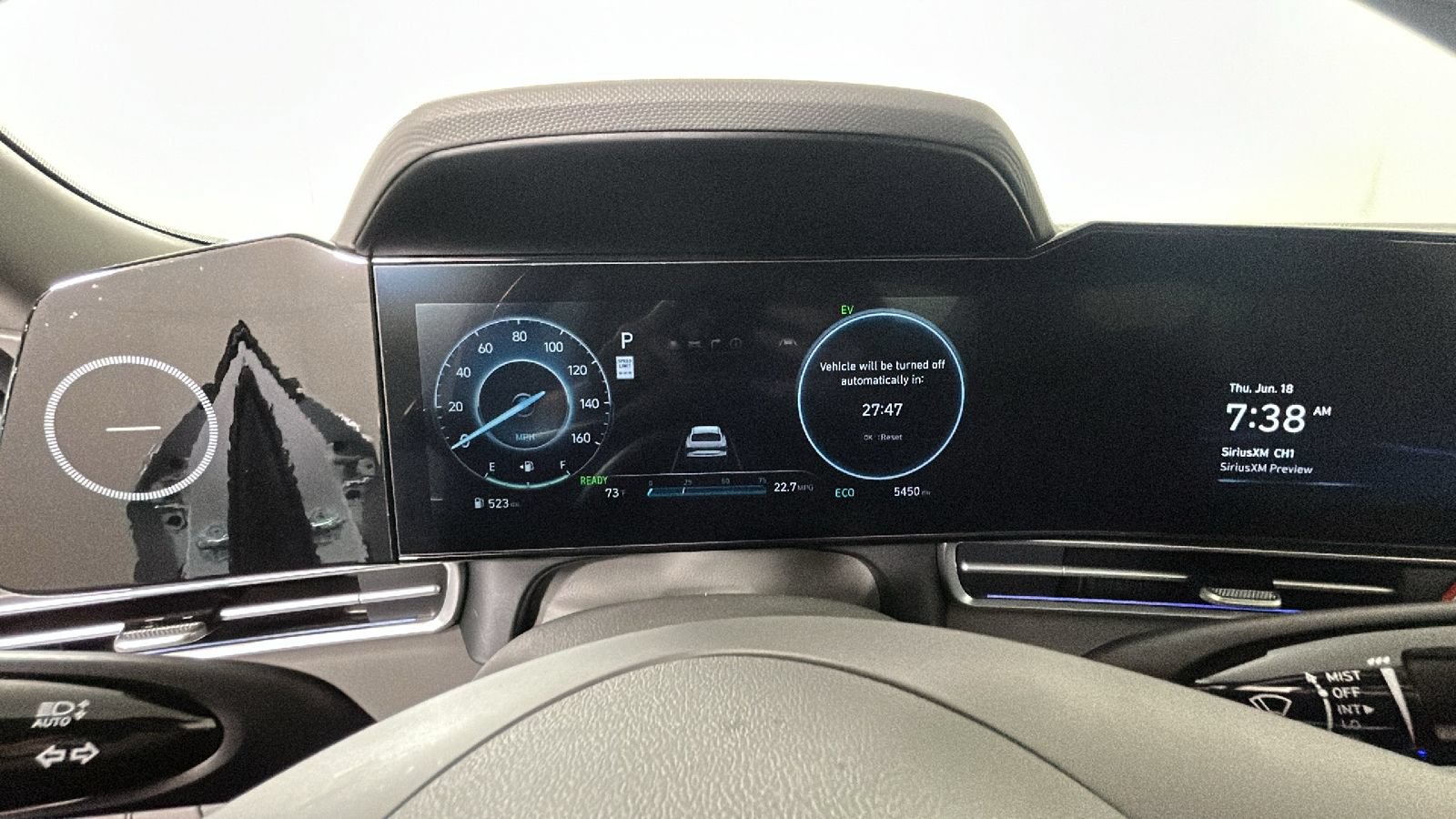 Certified 2025 Hyundai Elantra SEL FWD image 21