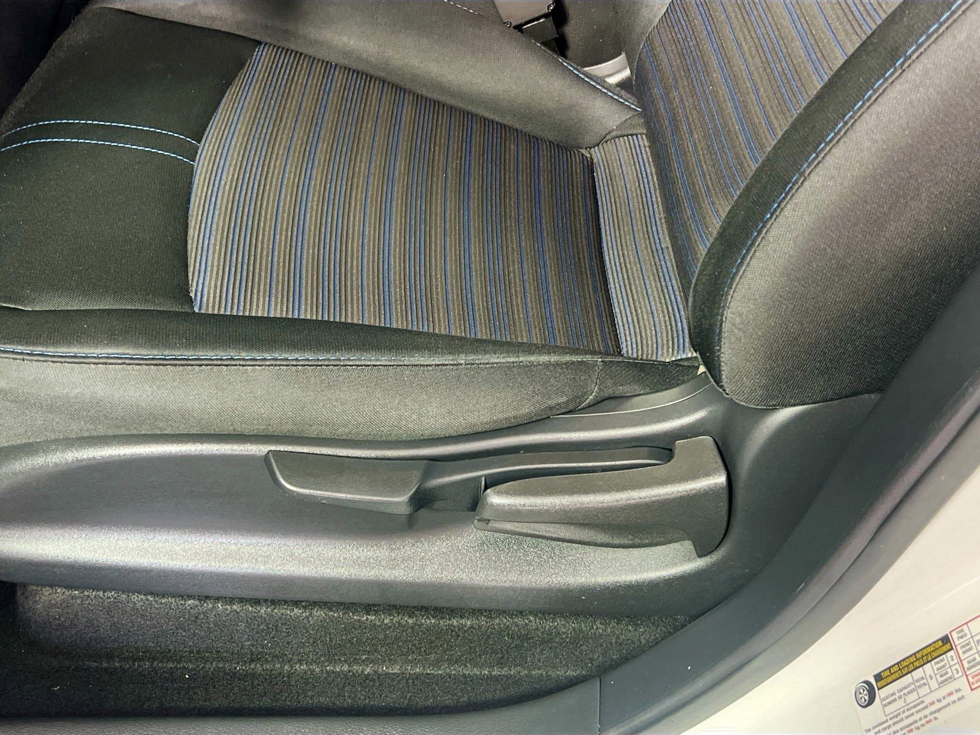 Used 2020 Nissan Leaf S w/ S Charge Package image 15