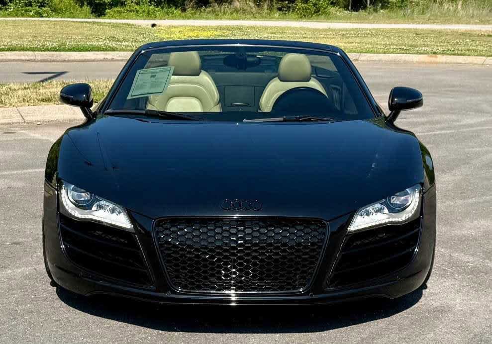 Used 2011 Audi R8 V10 AWD/4WD image 5