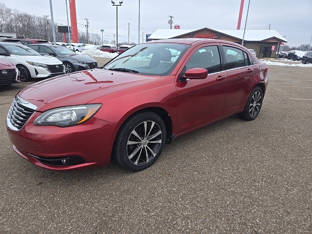 Used 2011 Chrysler 200 S image 3