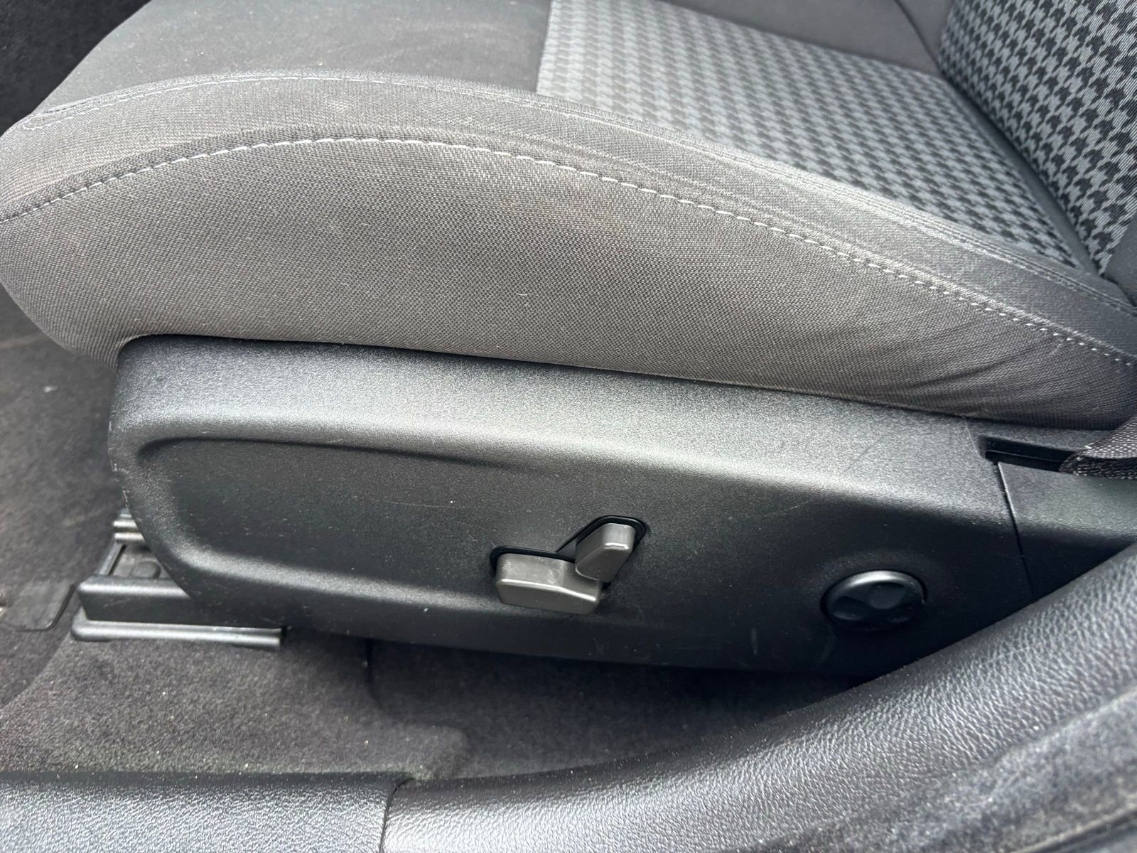 Used 2021 Dodge Charger R/T w/ Blacktop Package image 20