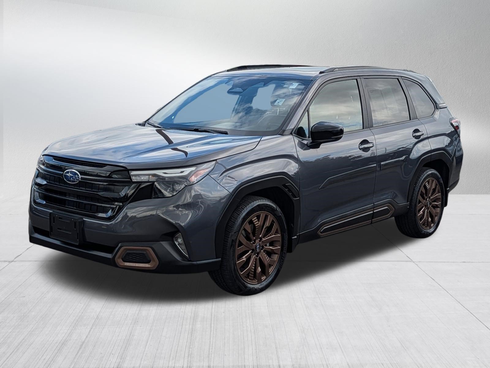 Used 2025 Subaru Forester Sport AWD/4WD image 3