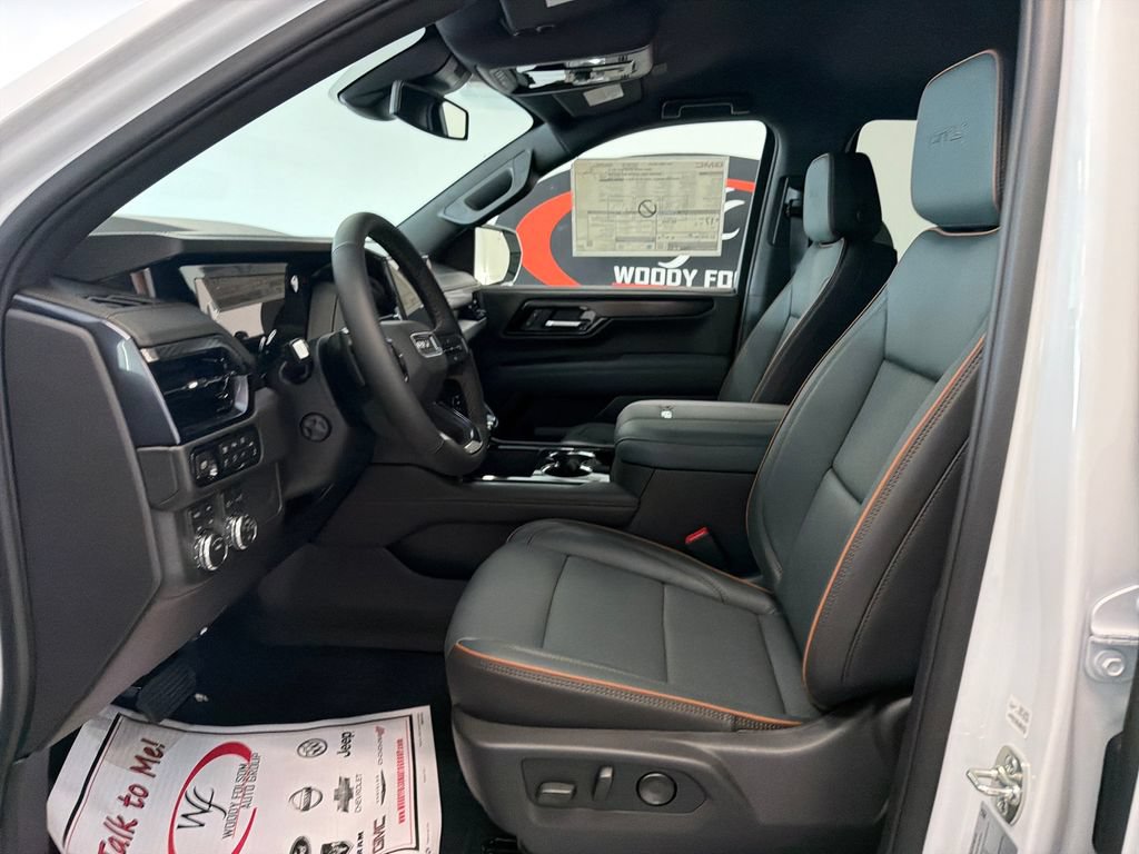 New 2026 GMC Yukon AT4 AWD/4WD image 9