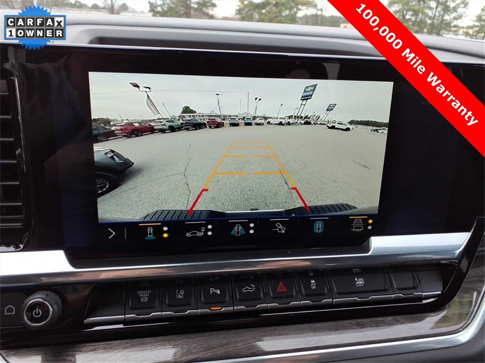 Used 2025 Chevrolet Silverado 3500 LTZ w/ LTZ Convenience Package image 25