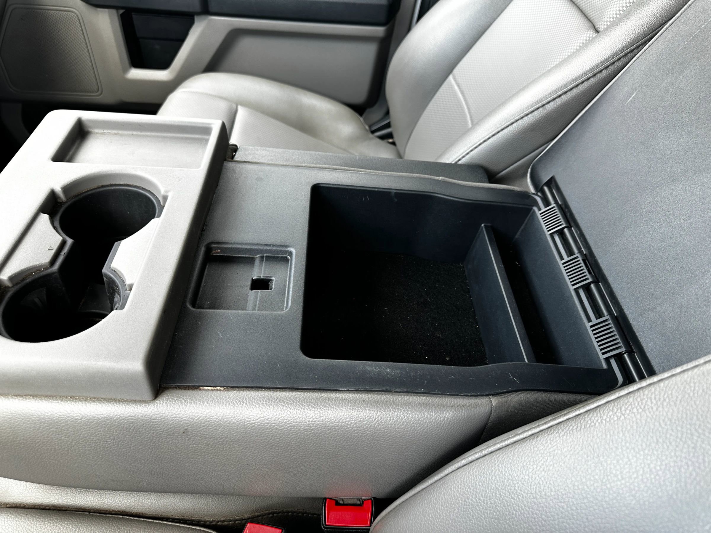 Used 2022 Ford F250 XL w/ Power Equipment Group image 27