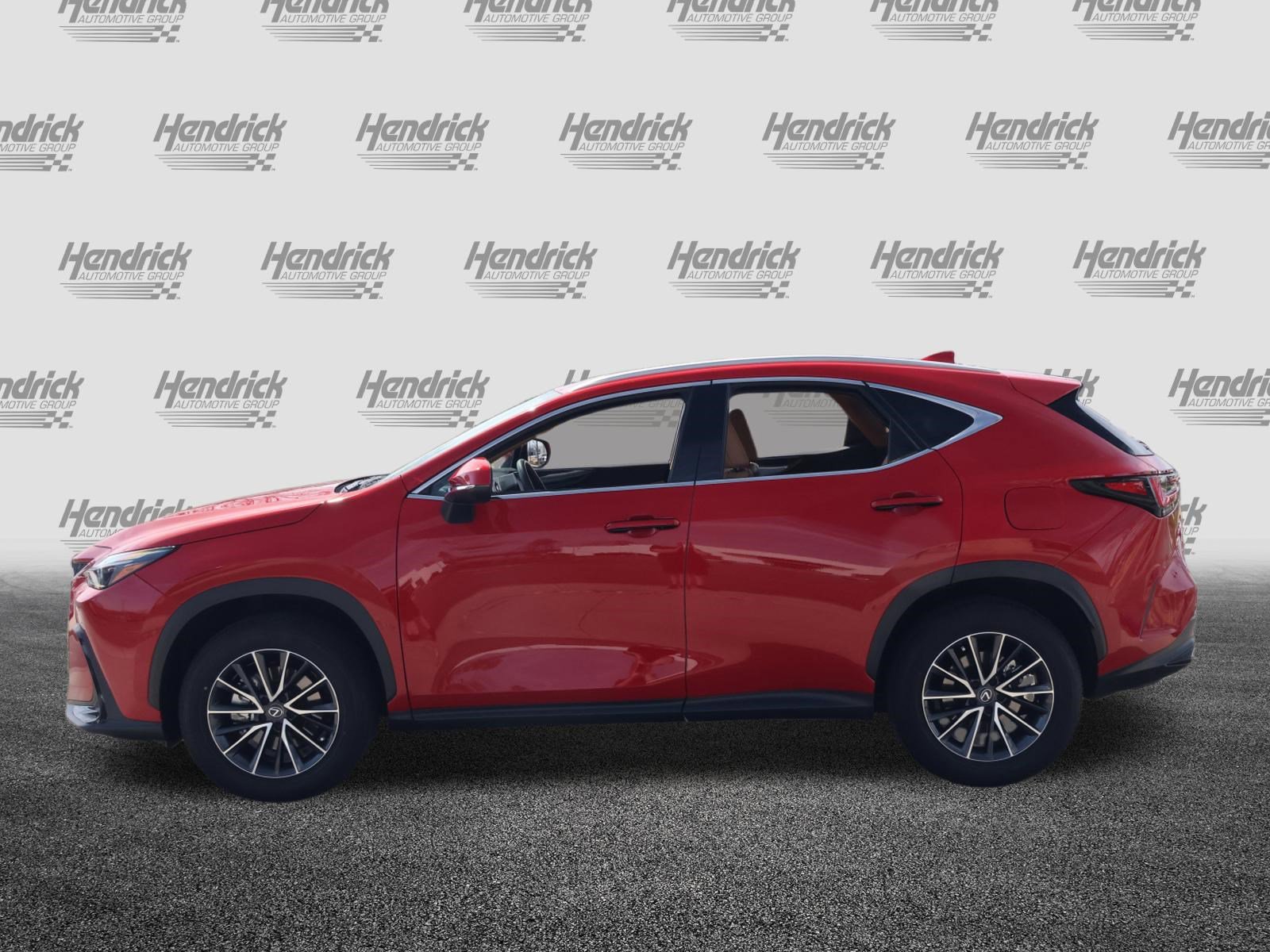 Certified 2025 Lexus NX 250 250 Premium w/ Towing Package (2000 Lbs) image 6