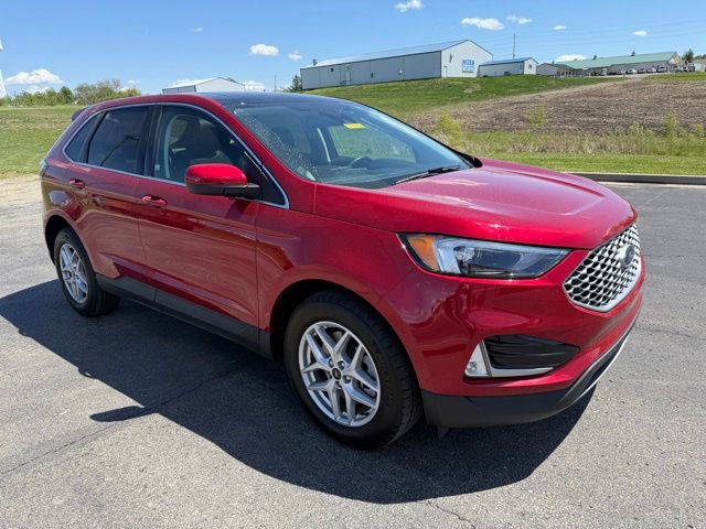Used 2023 Ford Edge SEL w/ Convenience Package AWD/4WD image 3