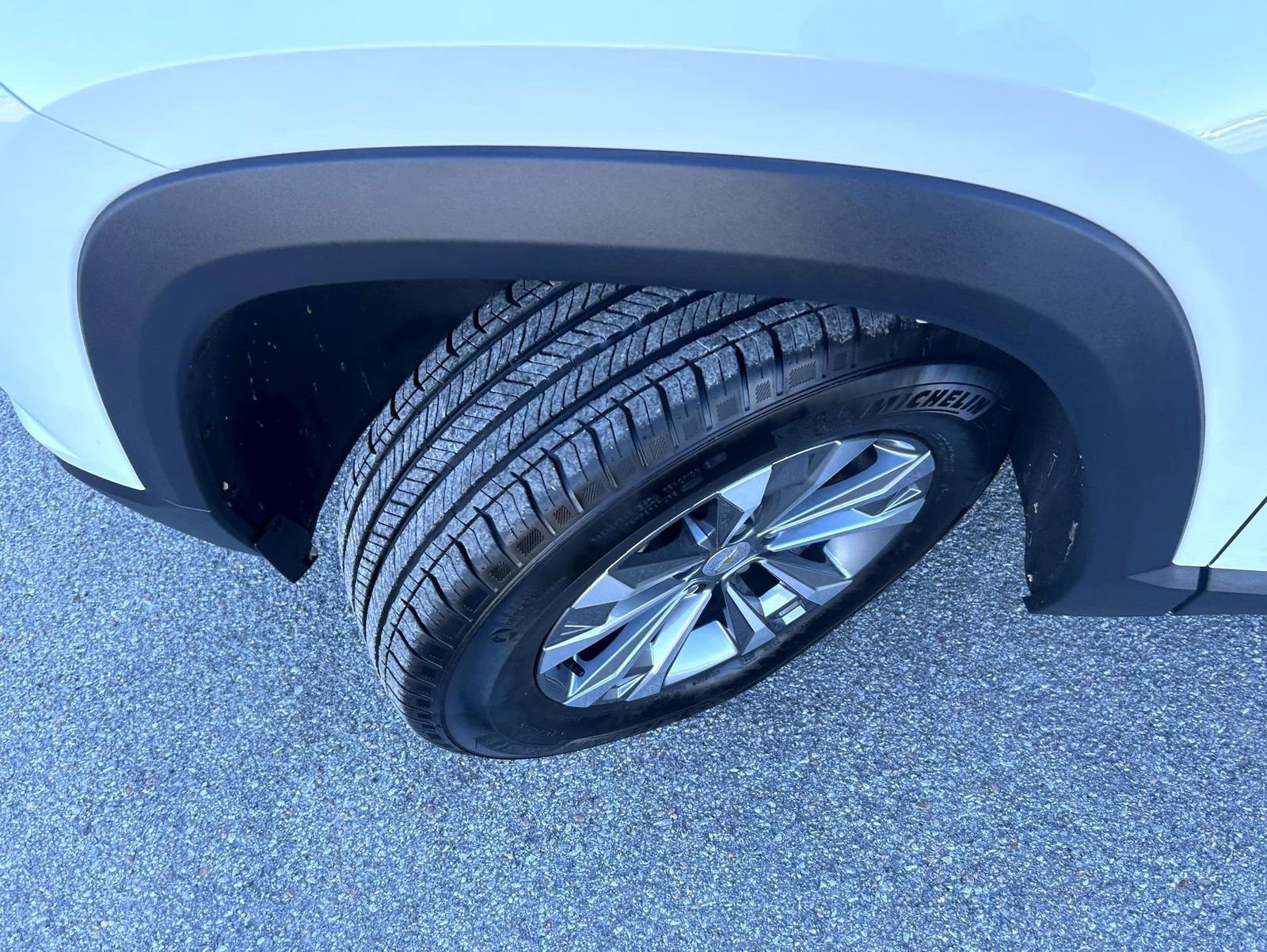 Certified 2025 Chevrolet Equinox LT w/ Convenience Package II image 23