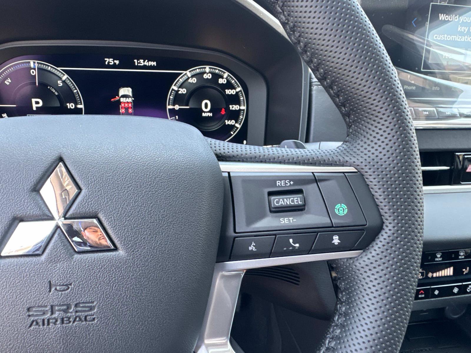 New 2025 Mitsubishi Outlander SEL image 20