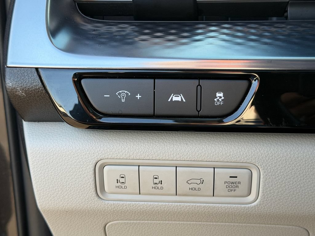 Used 2024 Kia Carnival SX Prestige FWD image 27
