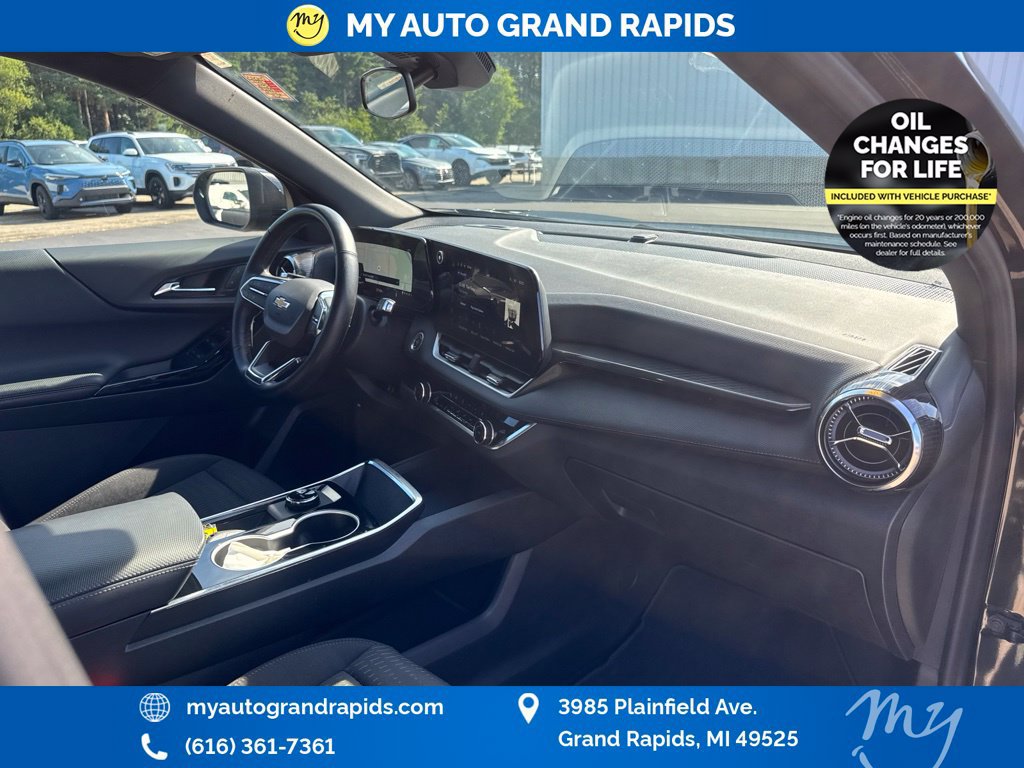 Used 2026 Chevrolet Equinox LT AWD/4WD image 29