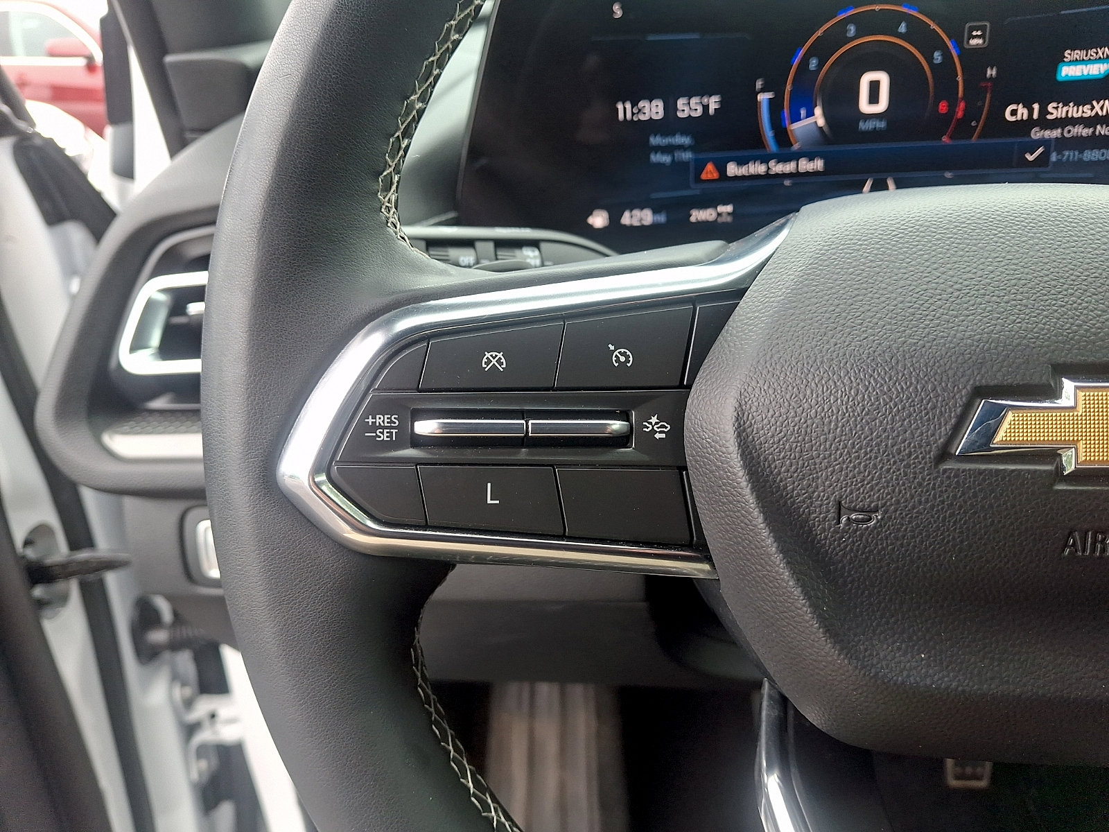 Used 2024 Chevrolet Traverse LT w/ LPO, Floor Liner Package AWD/4WD image 23