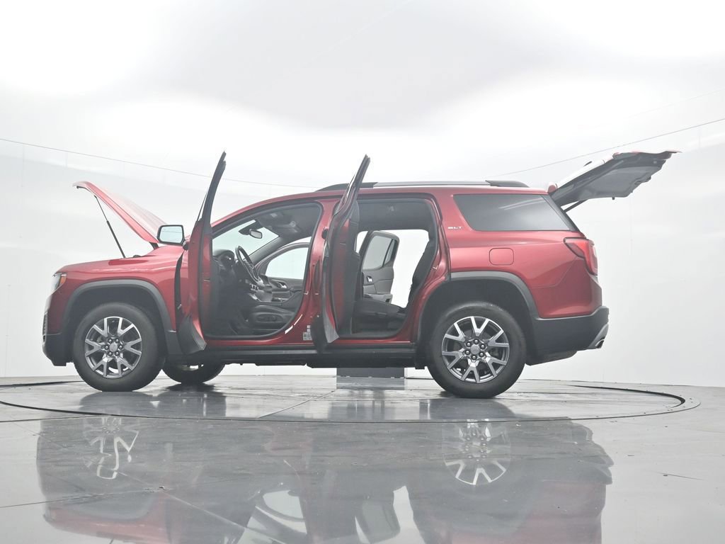 Used 2023 GMC Acadia SLT image 45