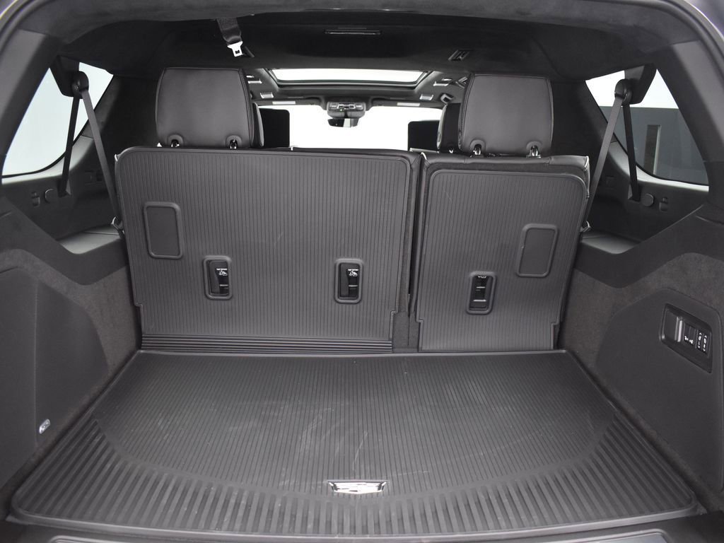 Certified 2026 Cadillac Escalade ESV V w/ LPO, ONYX Package image 10