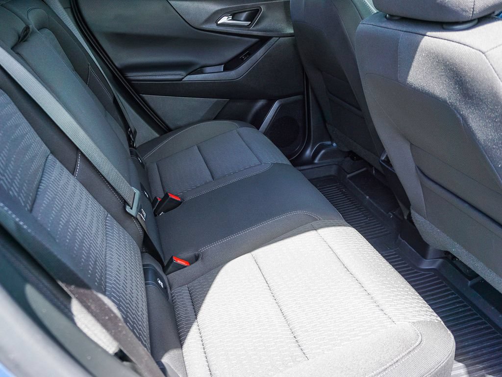 Used 2026 Chevrolet Equinox LT w/ LPO, Floor Liner Package FWD image 13