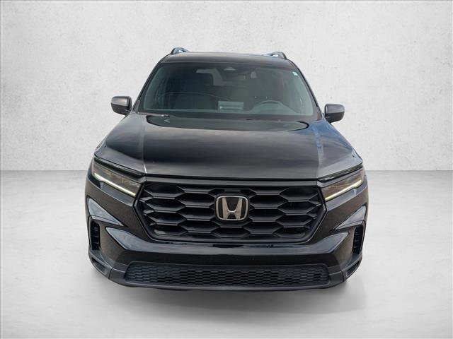 Certified 2023 Honda Pilot Sport image 2