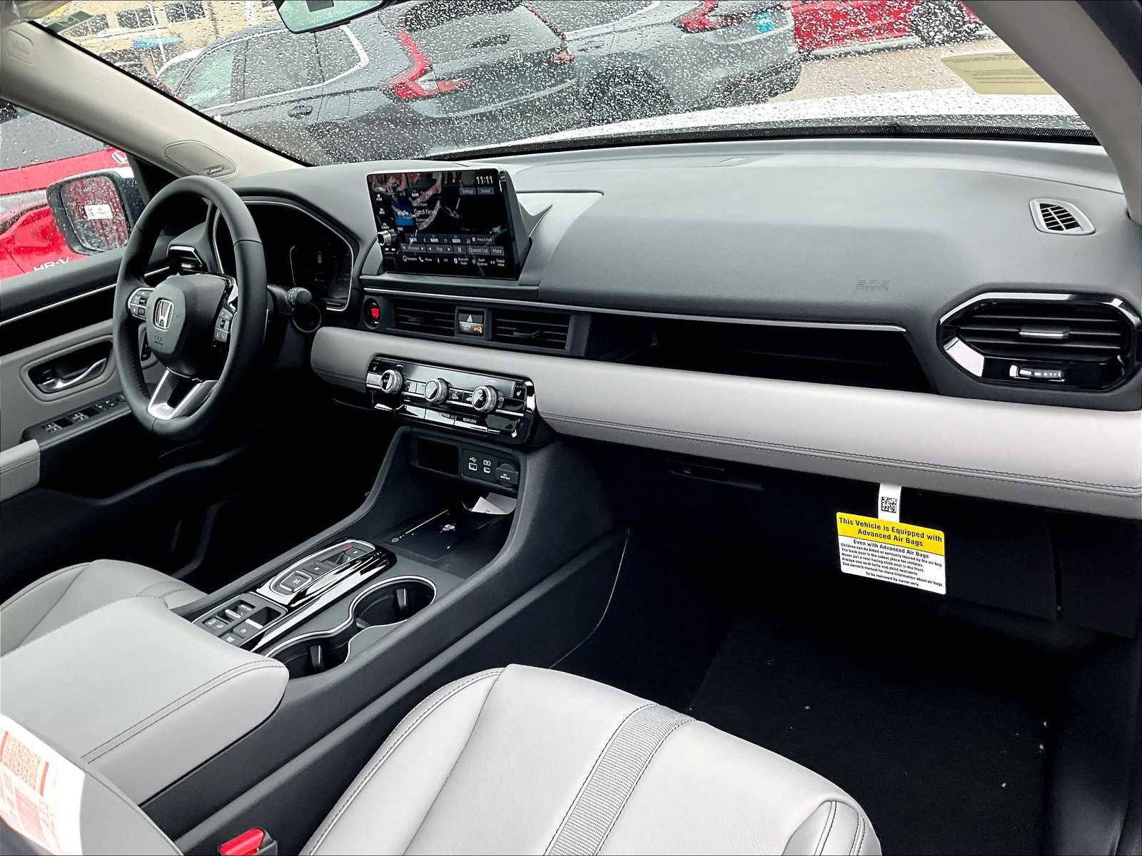 New 2025 Honda Pilot Touring image 10