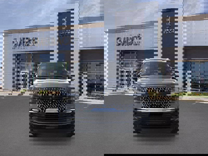 New 2026 Lincoln Navigator Reserve image 6