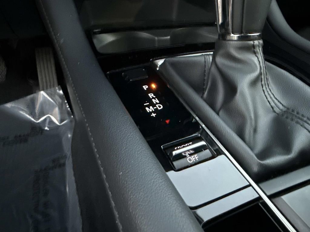 Certified 2025 MAZDA MAZDA3 2.5 Turbo Sedan w/Premium Plus image 36