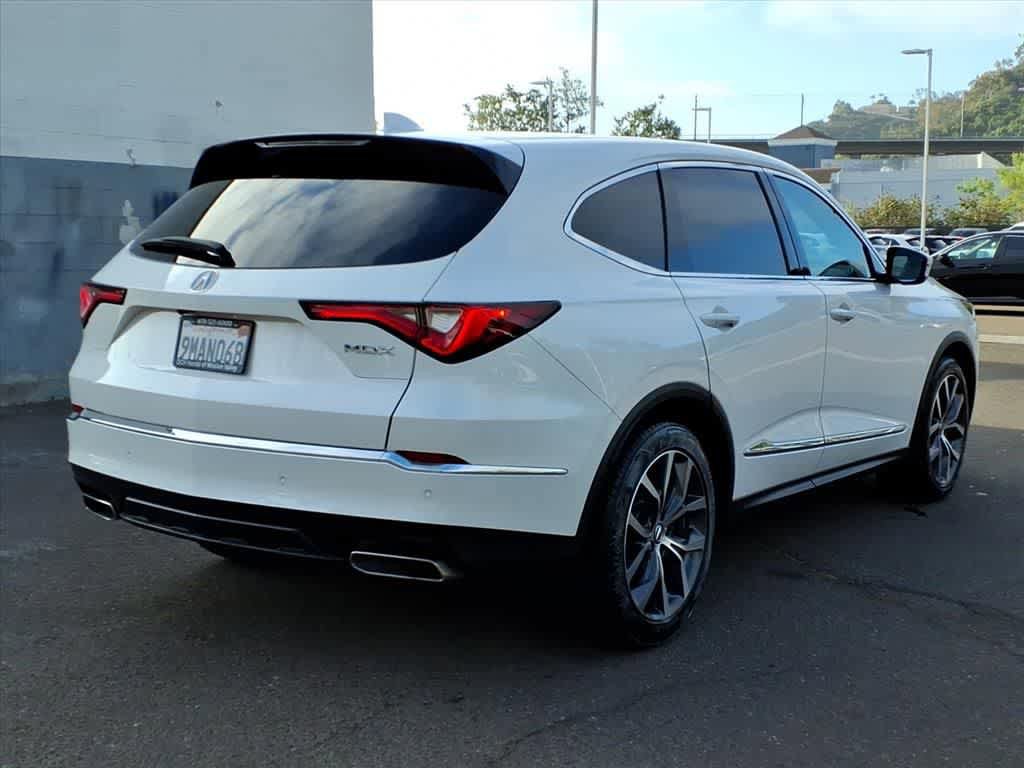 Used 2024 Acura MDX FWD w/ Technology Package image 4