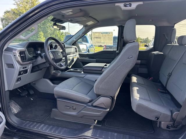 New 2025 Ford F150 XLT w/ Equipment Group 301A Standard image 22