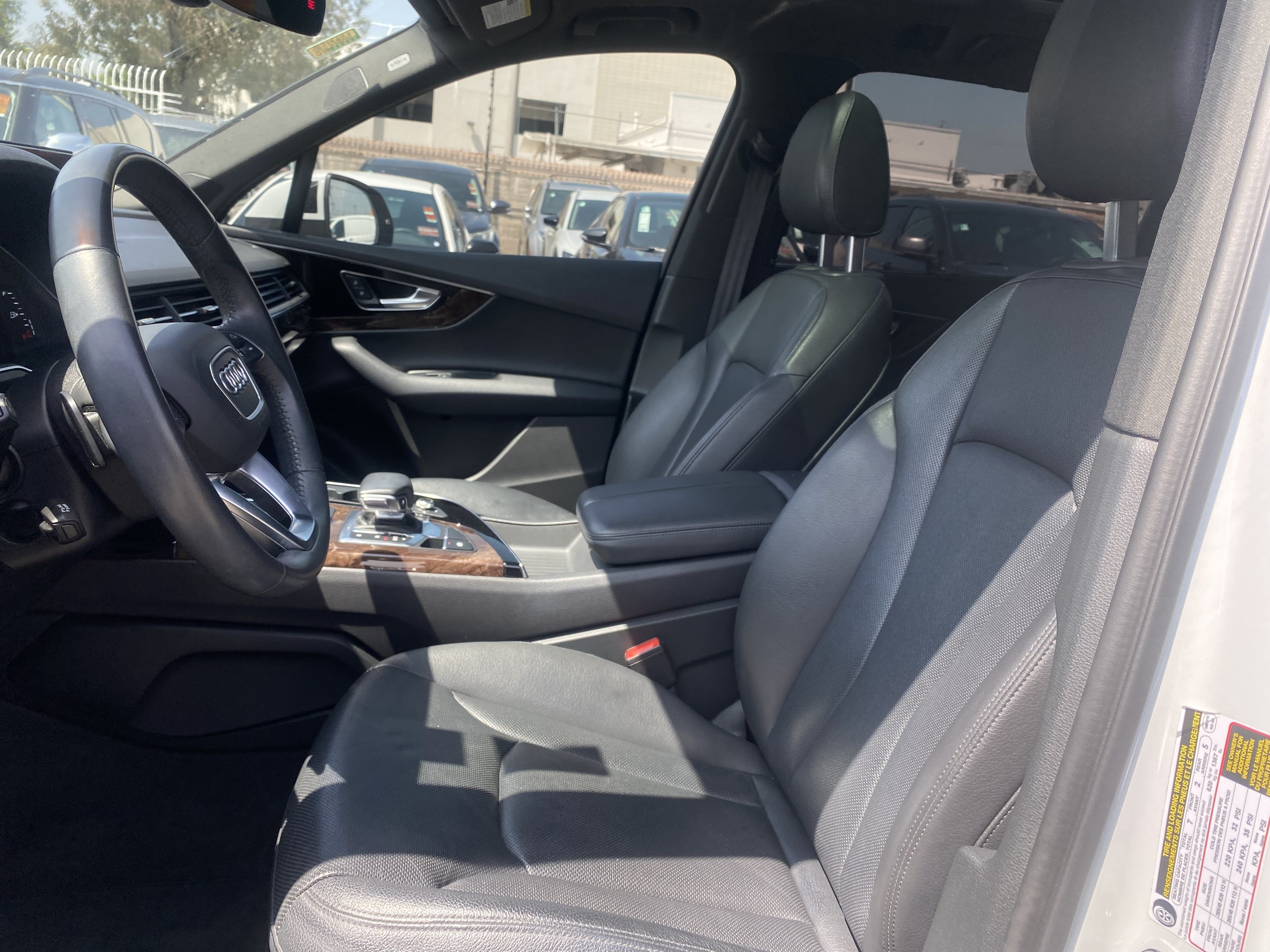 Used 2019 Audi Q7 3.0T Premium Plus w/ Premium Plus Package AWD/4WD image 12