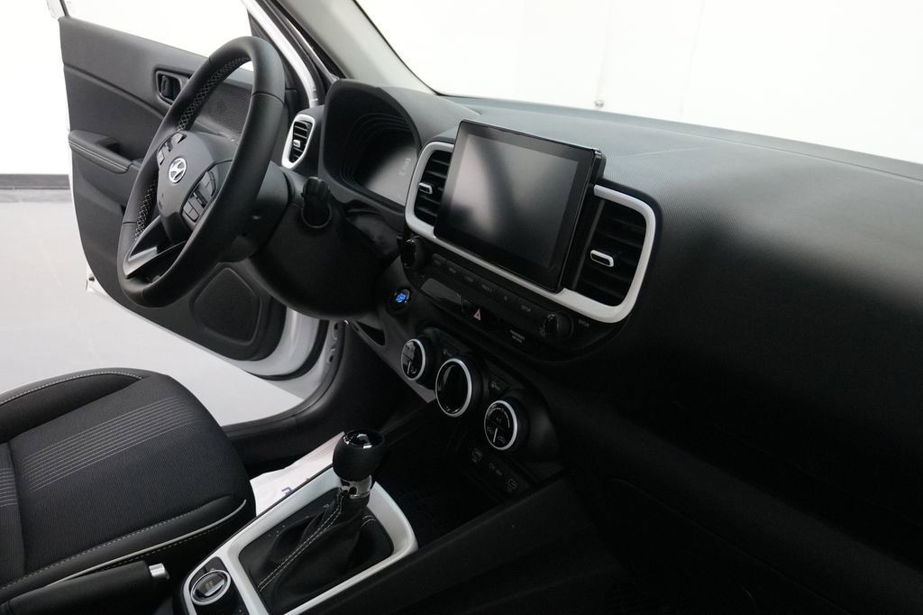 New 2026 Hyundai Venue SEL image 23