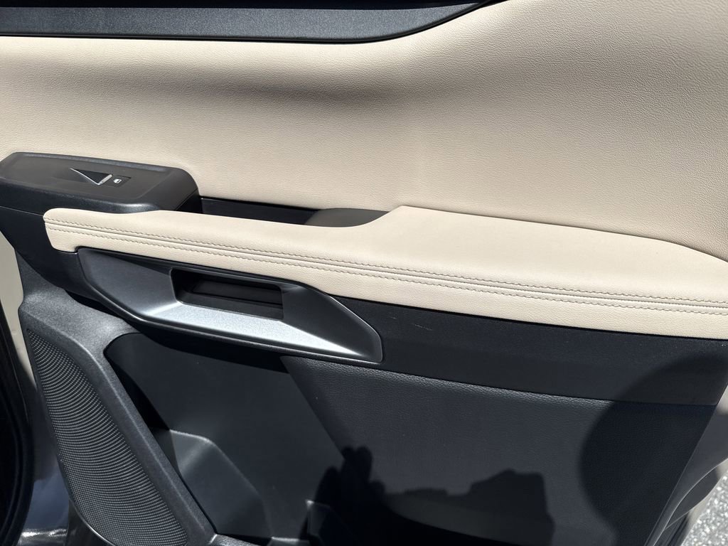 Used 2025 Ford Ranger Lariat w/ Trailer Tow Package image 16