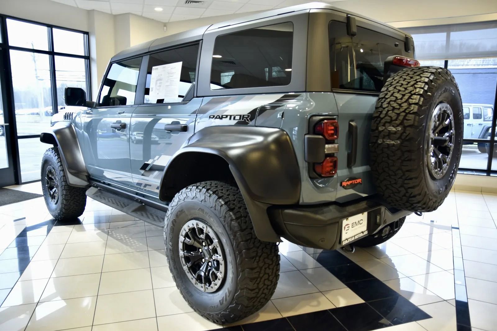 Used 2023 Ford Bronco Raptor image 4