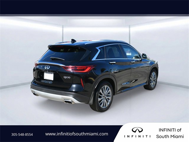 Used 2023 INFINITI QX50 Luxe image 4