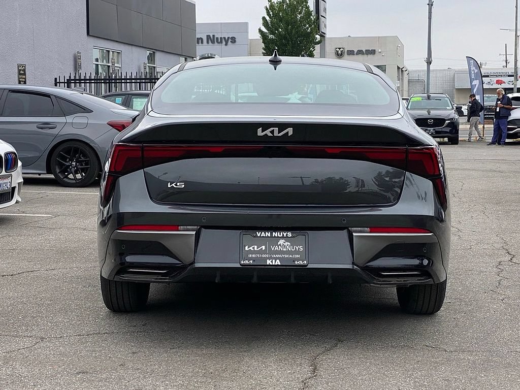 New 2026 Kia K5 LXS FWD image 5