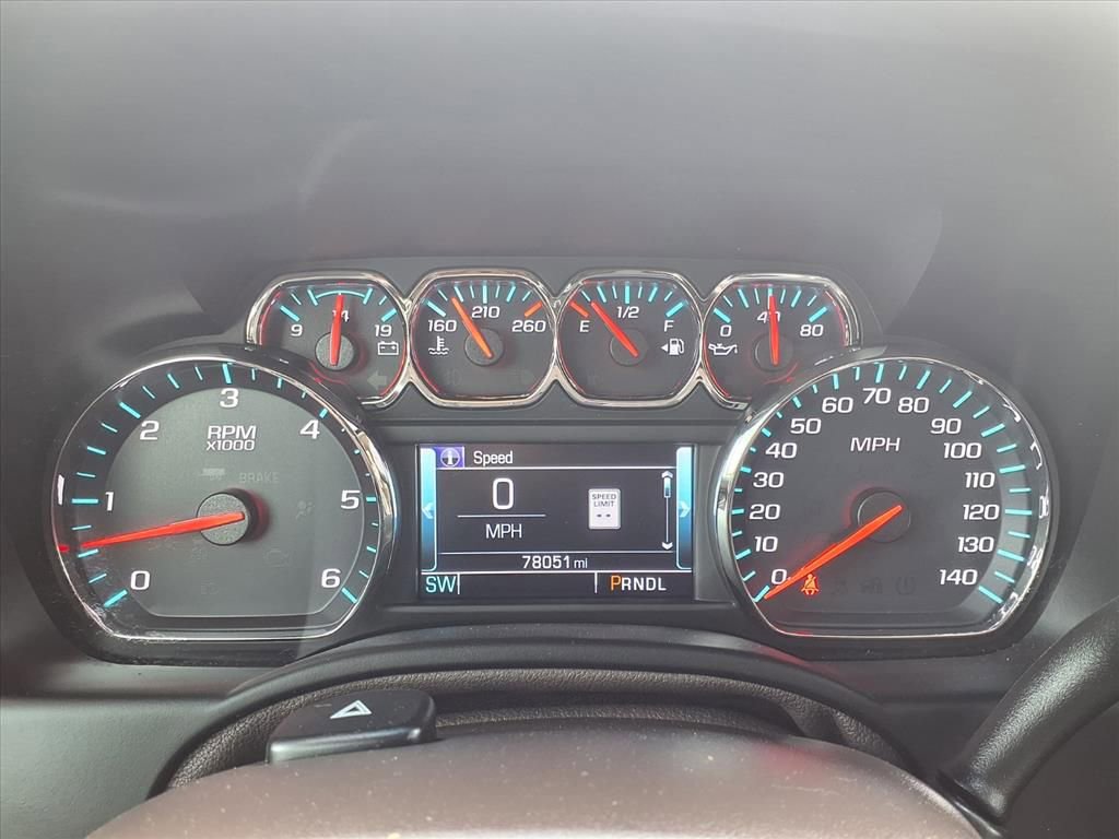 Used 2018 Chevrolet Suburban Premier image 18