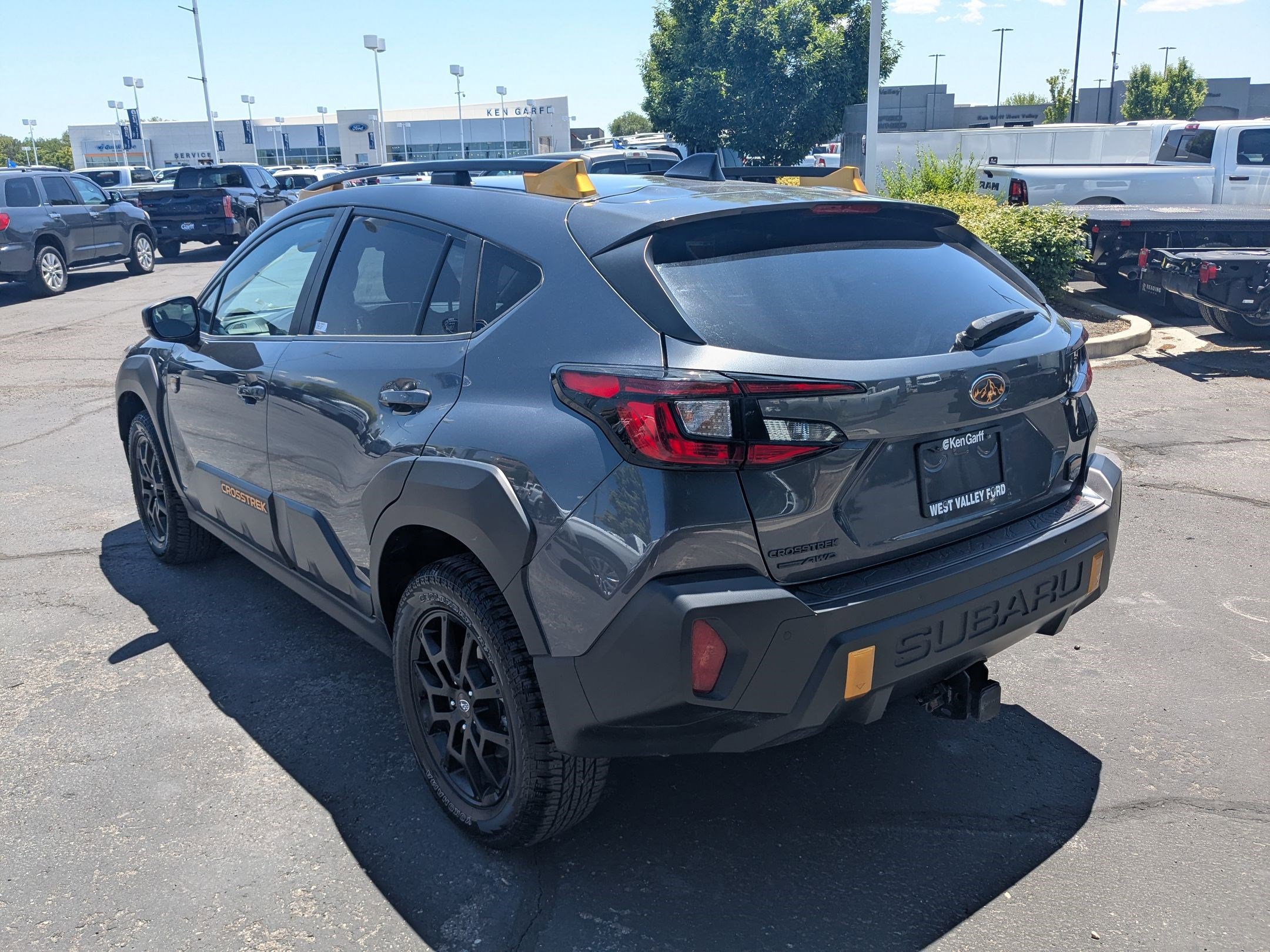 Used 2024 Subaru Crosstrek 2.5i Wilderness w/ Crosstrek Mirror Package AWD/4WD image 9