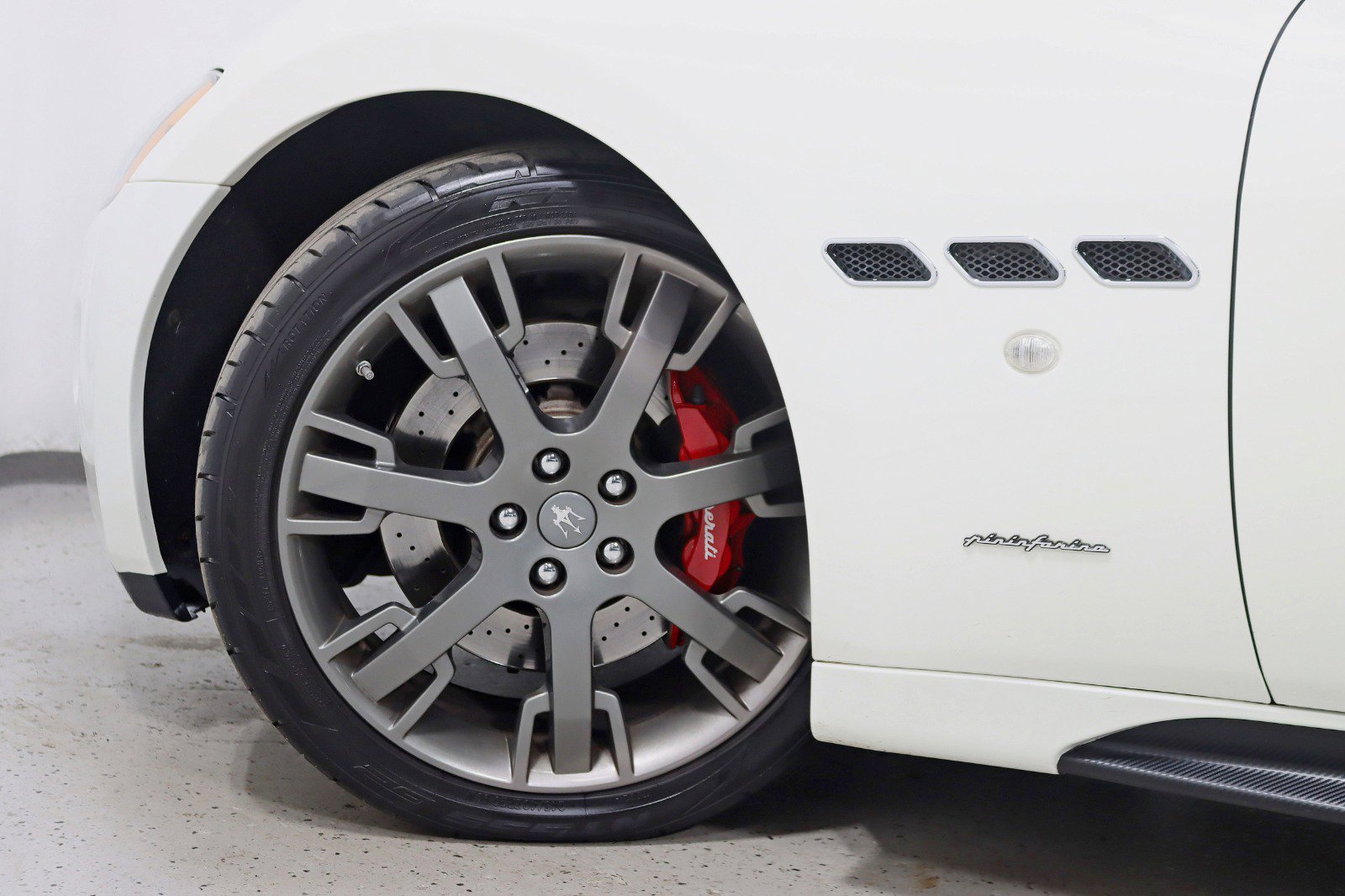 Used 2009 Maserati GranTurismo S image 13