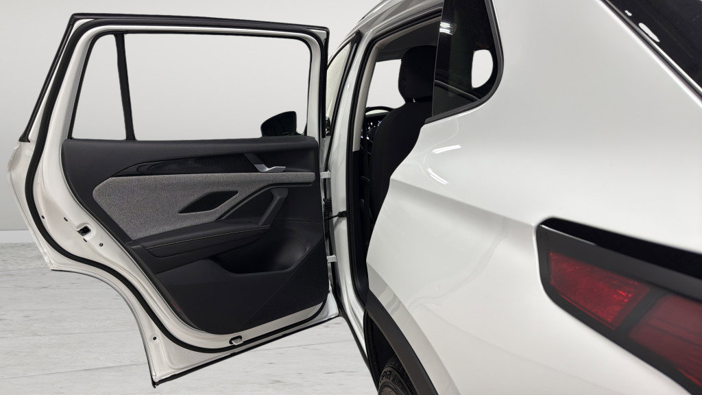 New 2026 Volkswagen Tiguan S FWD image 28