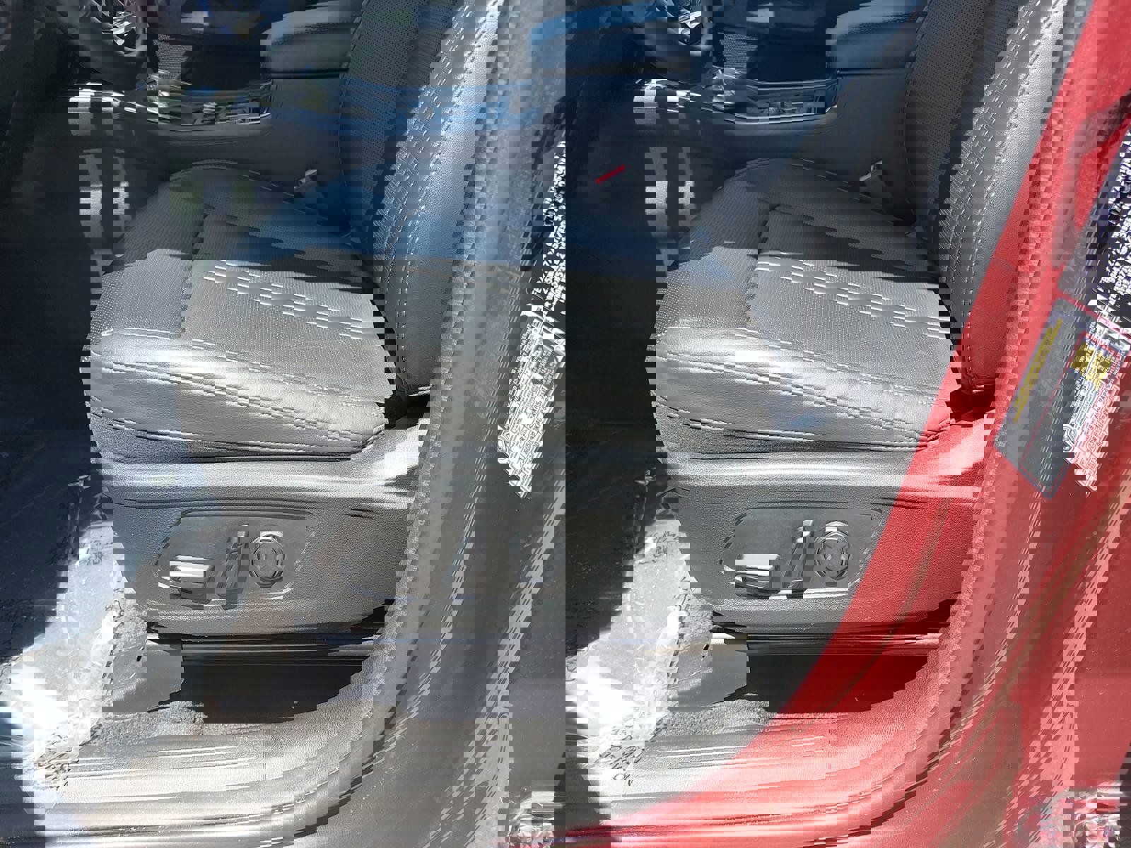 Used 2024 Kia Sorento S w/ Panoramic Sunroof Package FWD image 31