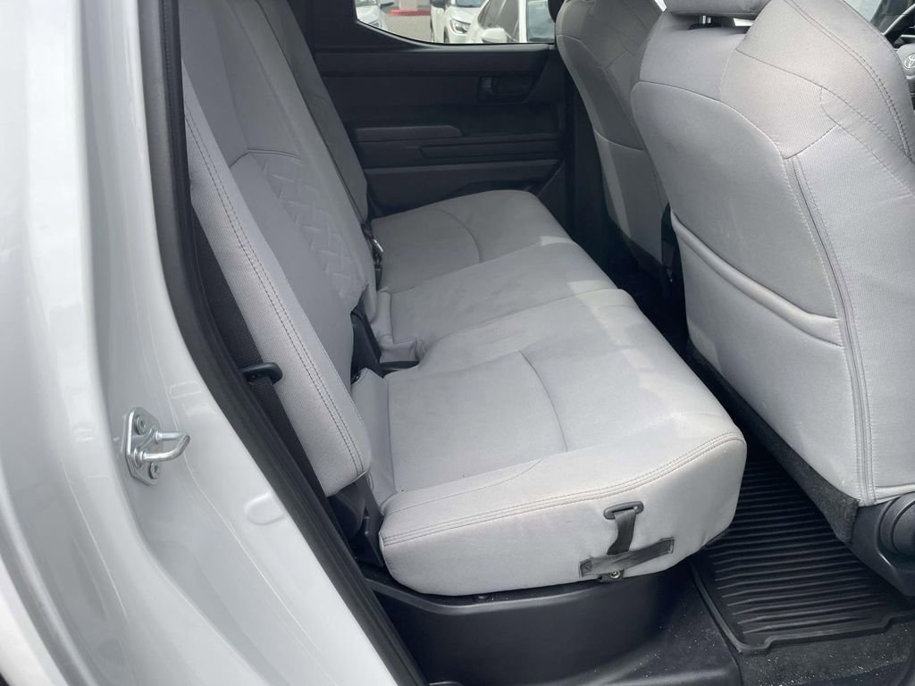 Used 2025 Toyota Tacoma SR5 image 41