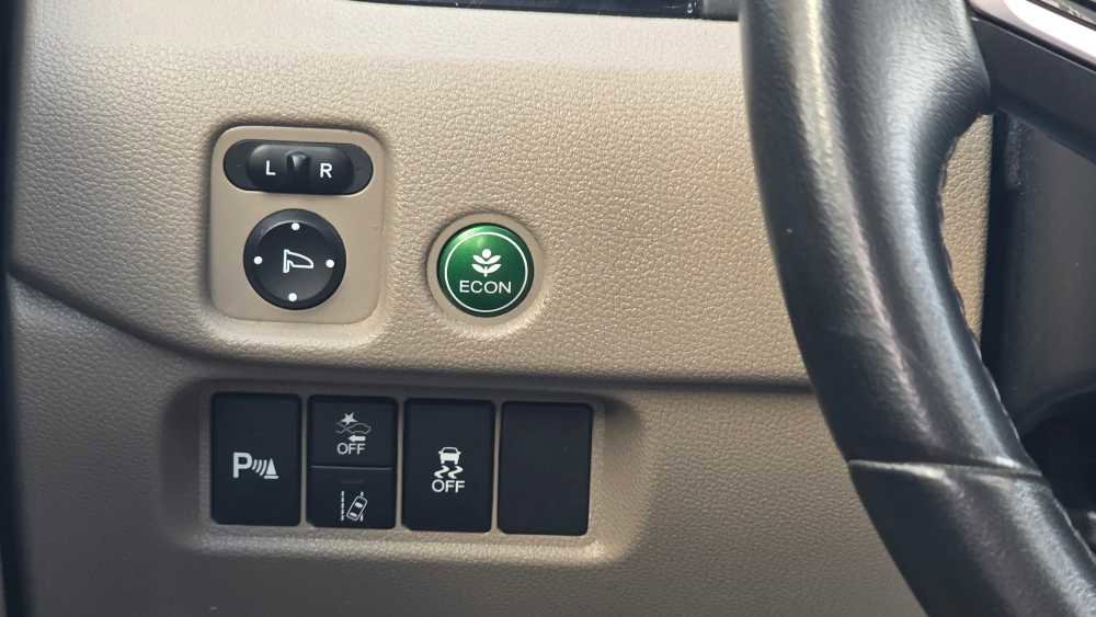 Used 2022 Honda Pilot Touring image 13