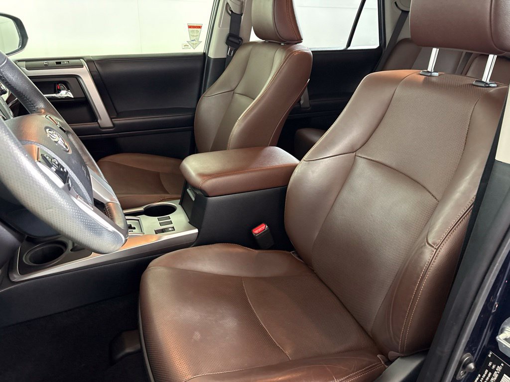 Used 2018 Toyota 4Runner Limited AWD/4WD image 20