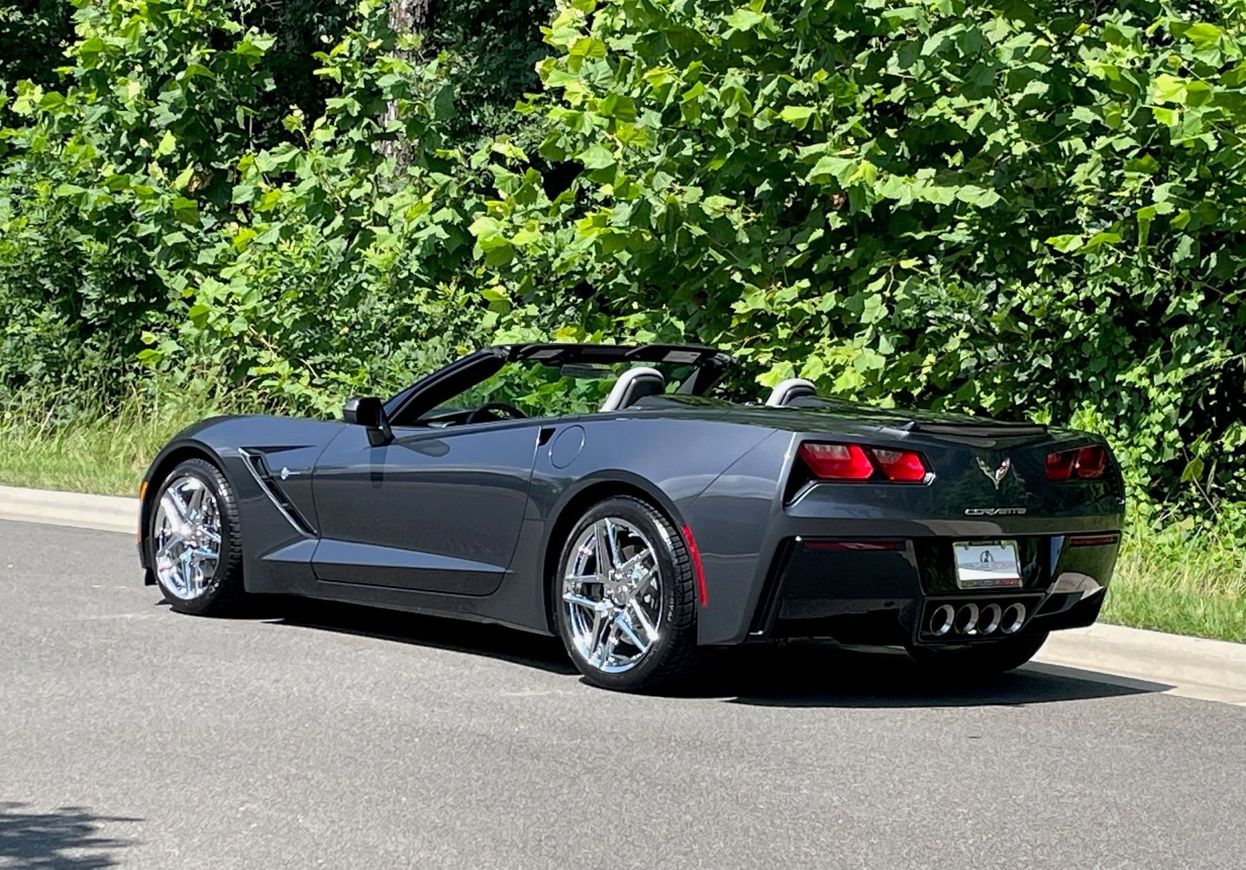 Used 2014 Chevrolet Corvette Stingray Convertible w/ 2LT Preferred Equipment Group image 12