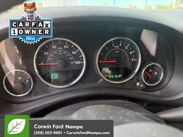 Used 2015 Jeep Wrangler Unlimited Rubicon w/ Connectivity Group AWD/4WD image 15