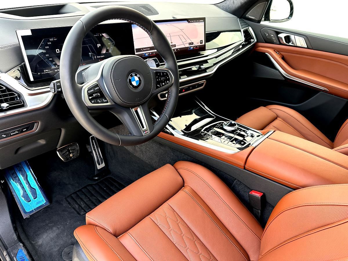 New 2026 BMW X7 M60i image 11