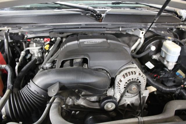 Used 2007 Chevrolet Suburban LT w/ LT Preferred Equipment Group image 31