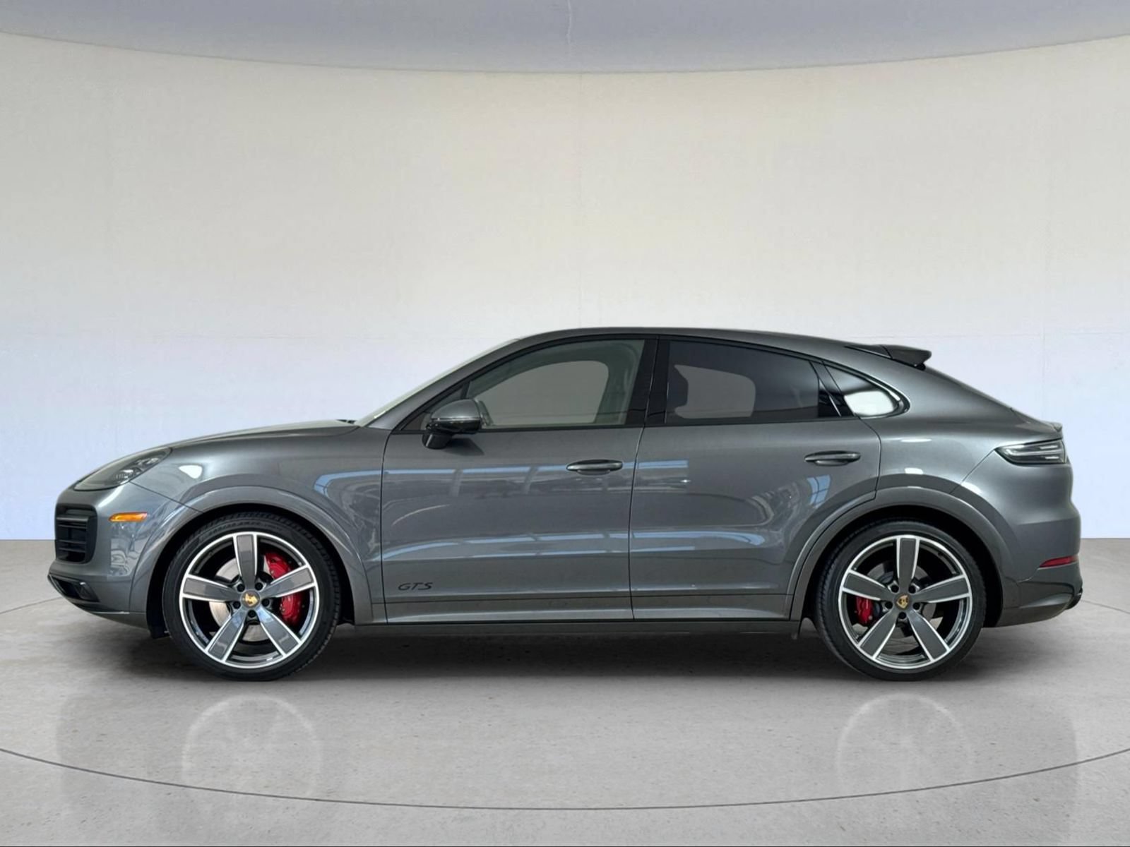 Certified 2021 Porsche Cayenne GTS AWD/4WD image 2