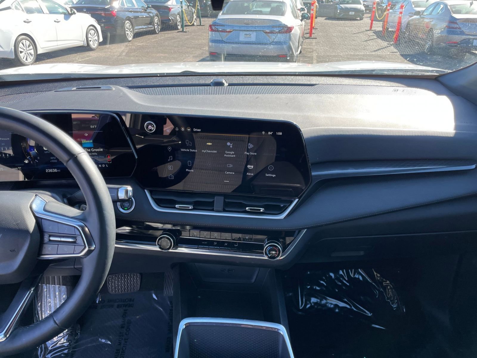 Used 2025 Chevrolet Equinox LT image 18